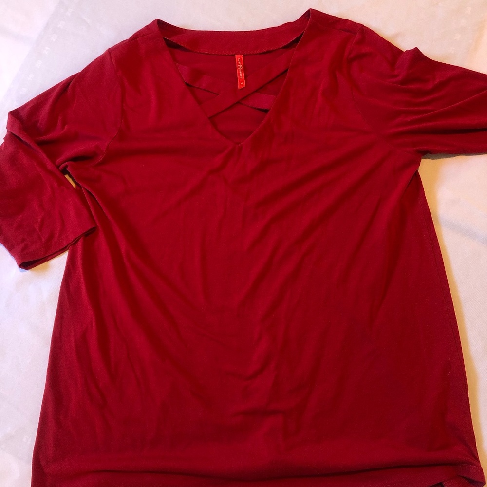 Ruby Ribbon top size XL